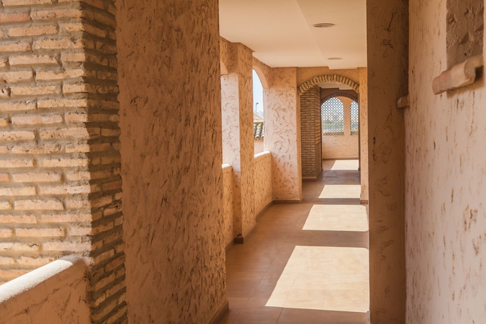 Imagen general del Apartamentos Estudios Turisticos Bahia Sur. Foto 2