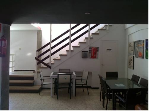 Imagen general del Apartamentos Estudis Els Molins. Foto 6