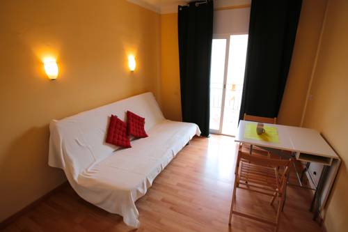 Imagen de la habitación del Apartamentos Estudis Laura. Foto 7