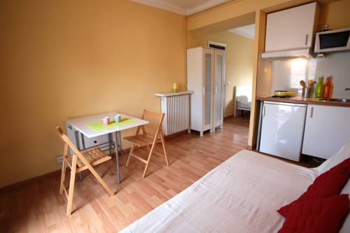 Imagen de la habitación del Apartamentos Estudis Laura. Foto 8