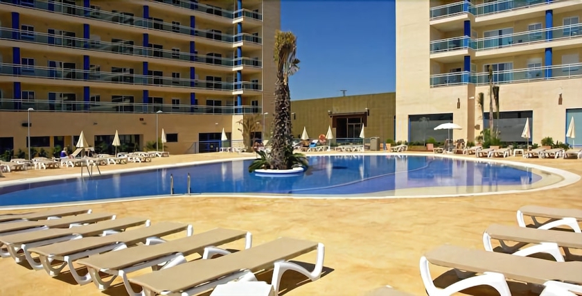 Imagen de la piscina del Apartamentos Europa House Sun Beach. Foto 19