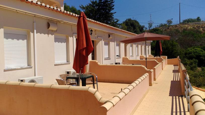 Imagen de los exteriores del Apartamentos Falfeira. Foto 17