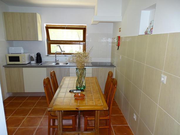 Imagen de la habitación del Apartamentos Falfeira. Foto 15