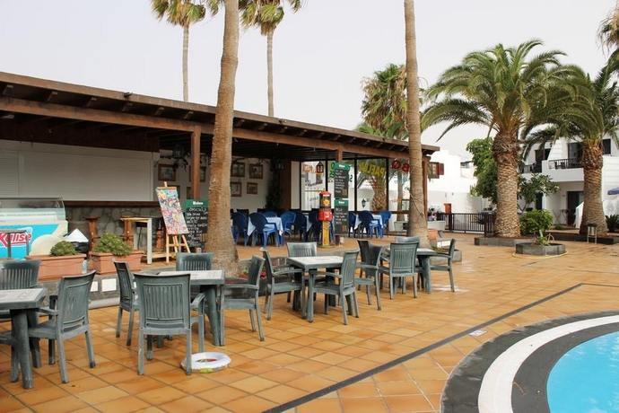 Imagen general del Apartamentos Fayna y Flamingo. Foto 2