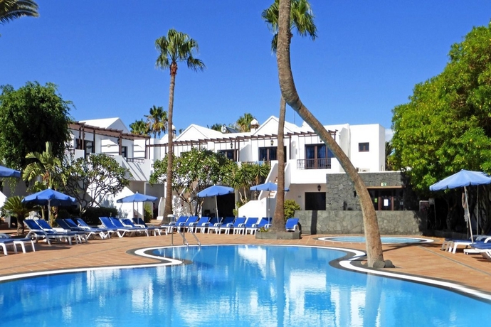 Imagen general del Apartamentos Fayna y Flamingo. Foto 12