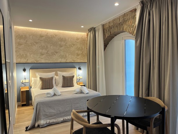 Imagen de la habitación del Apartamentos Feelathome Palacio de &Aacute;lamos. Foto 18