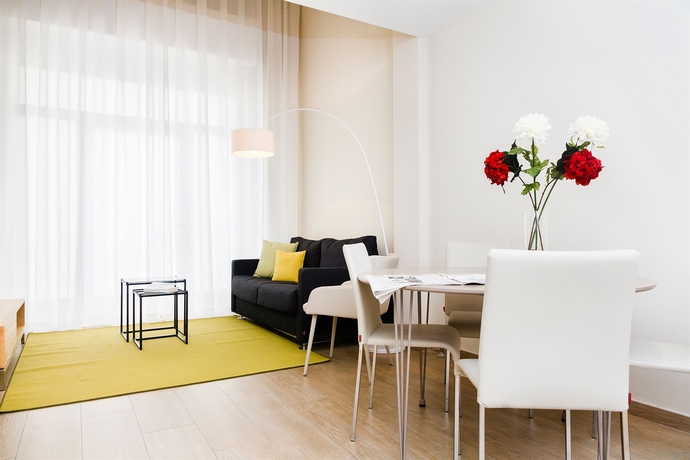 Imagen de los interiores del Apartamentos Feelathome Plaza. Foto 13