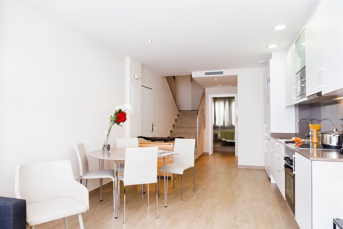 Imagen de los interiores del Apartamentos Feelathome Plaza. Foto 16