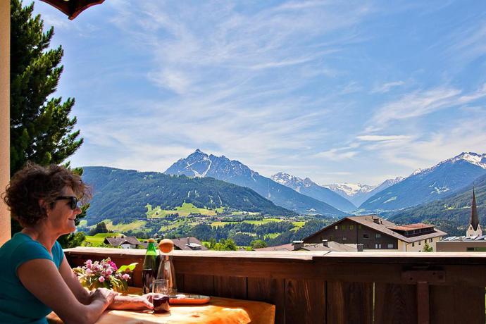 Imagen de los interiores del Apartamentos Ferienwohnungen Tiroler Alpenhof. Foto 10