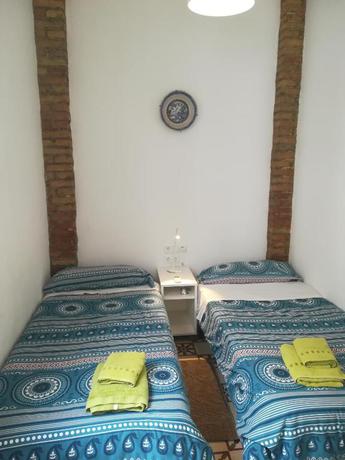 Imagen general del Apartamentos Fernando El Catolico. Foto 4