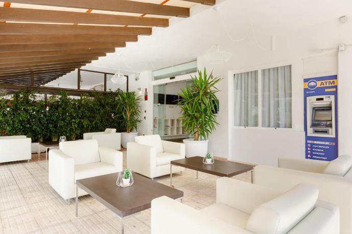 Imagen de los interiores del Apartamentos Ferrer Lime Tamarindos. Foto 7