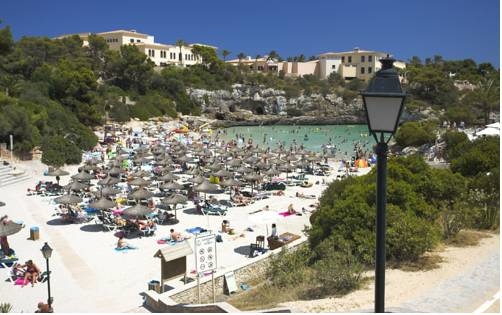 Imagen general del Apartamentos Ferrera Mar. Foto 4