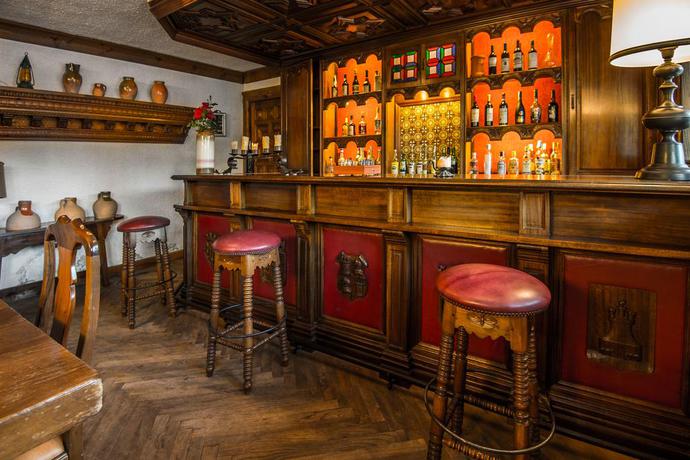 Imagen del bar/restaurante del Apartamentos Finca Valdobar. Foto 3