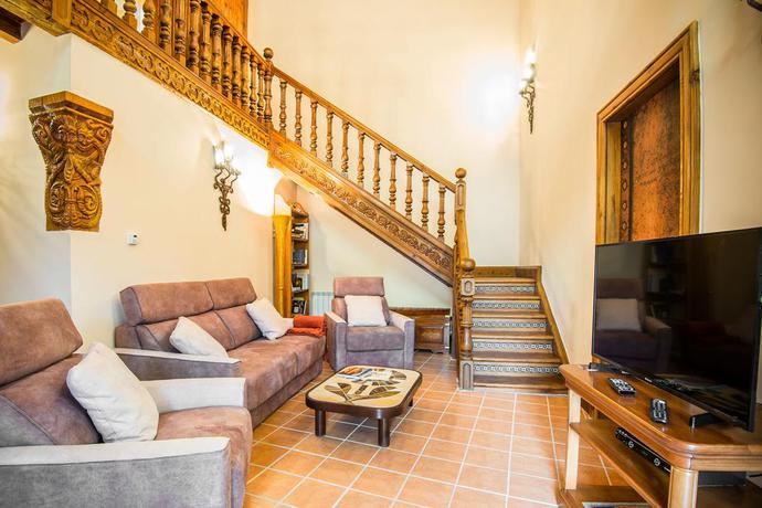 Imagen de los interiores del Apartamentos Finca Valdobar. Foto 14