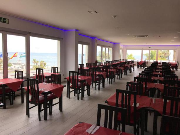 Imagen del bar/restaurante del Apartamentos First Flatotel Internacional. Foto 2