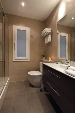 Imagen general del Apartamentos Fisa Rentals Gran Via. Foto 7