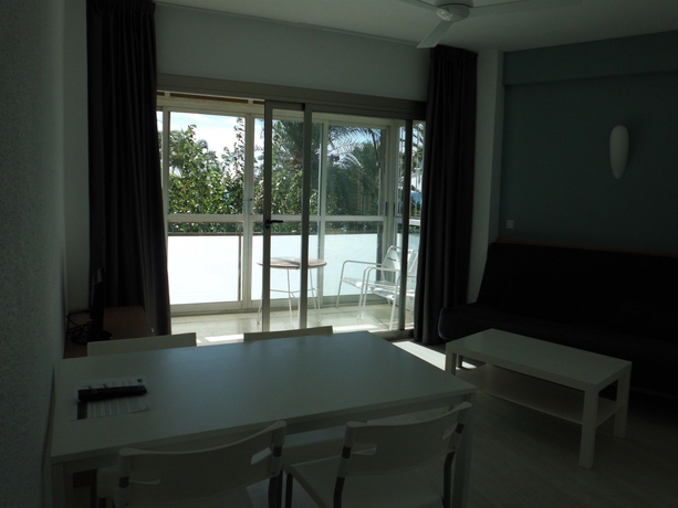 Imagen de los interiores del Apartamentos Flats Friends Atlantida. Foto 15