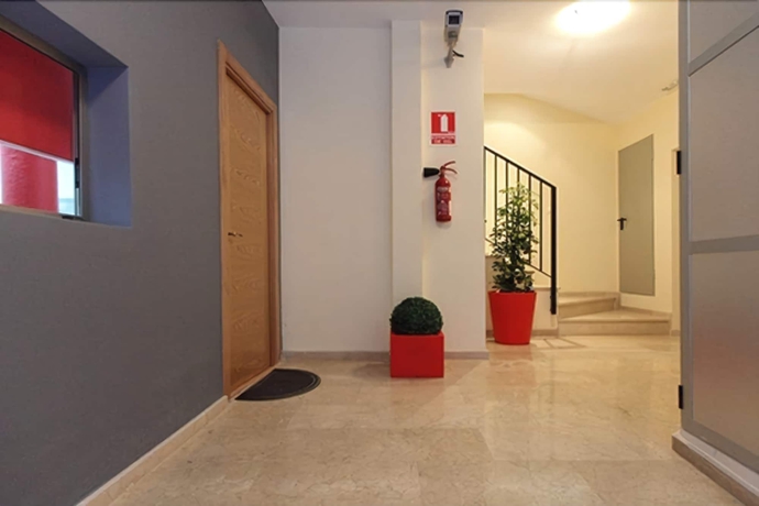Imagen de los interiores del Apartamentos Flatsforyou Sorolla House. Foto 19