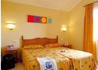 Imagen de la habitación del Apartamentos Flora Garden. Foto 3