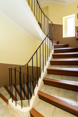 Imagen de los interiores del Apartamentos Florella Achard. Foto 13