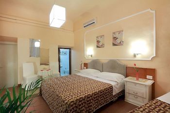 Imagen general del Apartamentos Florence Luxury Apartments. Foto 5