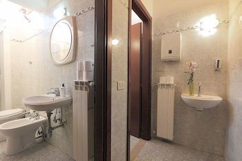 Imagen general del Apartamentos Florence Luxury Apartments. Foto 15