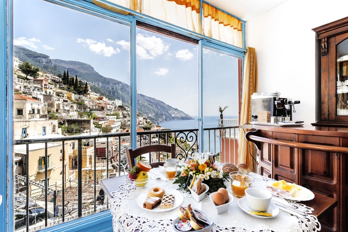 Imagen del bar/restaurante del Apartamentos Florida Residence. Foto 2