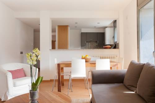 Imagen de la habitación del Apartamentos Font Del Ferro Apartaments. Foto 4