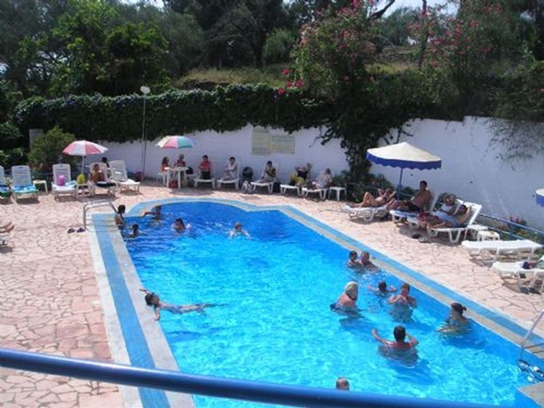 Imagen general del Apartamentos Fouxia Apartments and Studios. Foto 2