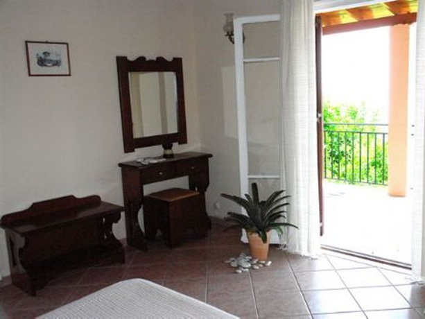 Imagen general del Apartamentos Fouxia Apartments and Studios. Foto 11