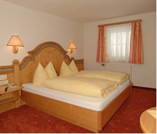 Imagen general del Apartamentos Fr&uuml;hst&uuml;ckspension Klinglhub. Foto 3