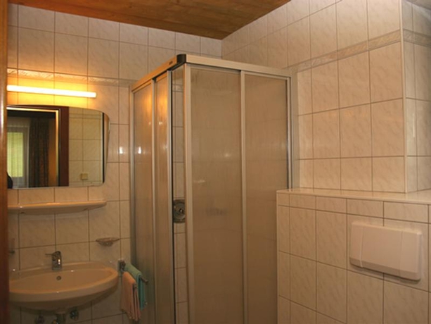 Imagen general del Apartamentos Fr&uuml;hst&uuml;ckspension Sunnh&auml;usl. Foto 4