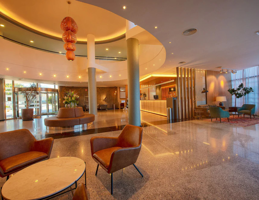 Imagen de los interiores del Apartamentos Fuengirola Beach. Foto 11