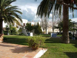 Imagen general del Apartamentos Fuentemar, Alcoc&eacute;ber. Foto 1