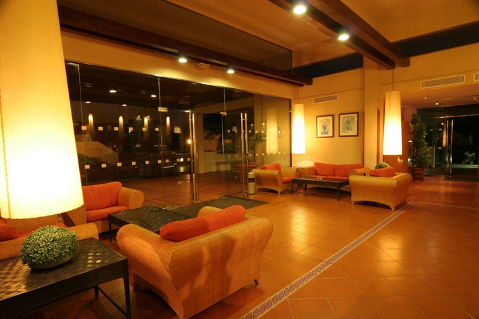 Imagen de los interiores del Apartamentos Fuentepark. Foto 11