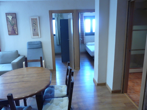 Imagen de los interiores del Apartamentos GHM Bulgaria. Foto 12