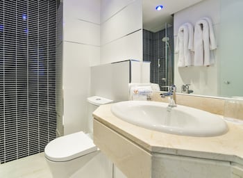 Imagen de la habitación del Apartamentos GLOBALES APTOS LORD NELSON. Foto 9