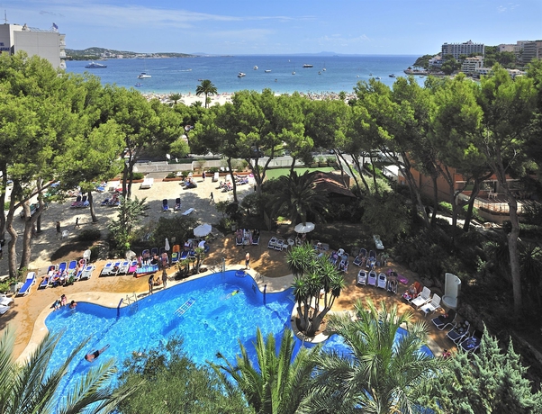 Imagen de la piscina del Apartamentos GLOBALES NOVA APARTAMENTOS. Foto 15