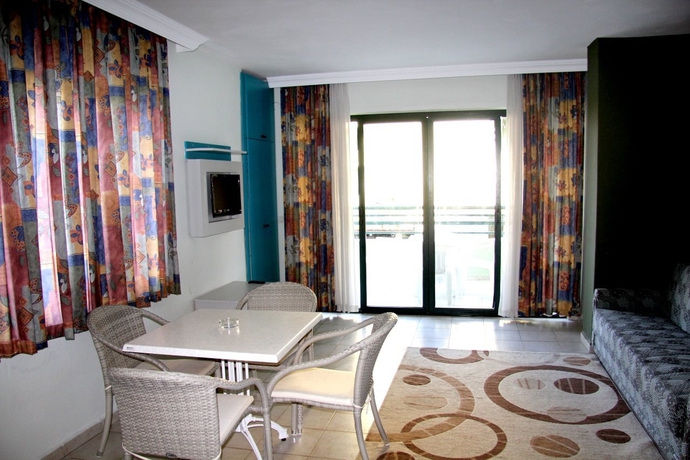 Imagen general del Apartamentos GREEN PARK, ALANYA. Foto 4