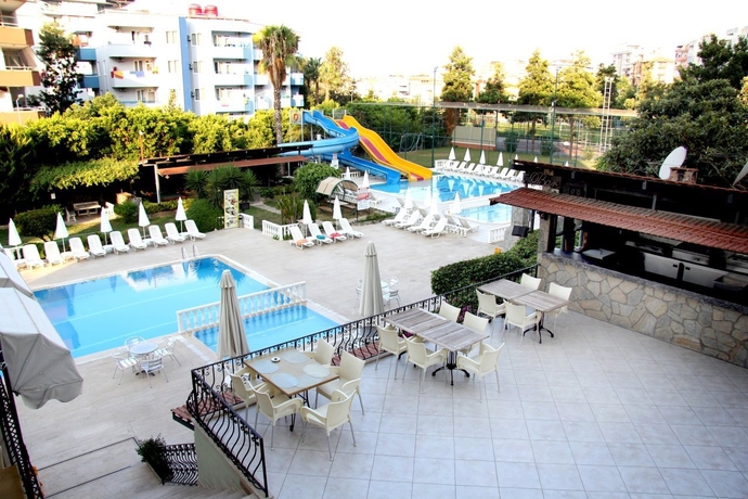 Imagen general del Apartamentos GREEN PARK, ALANYA. Foto 5