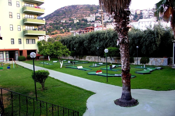 Imagen general del Apartamentos GREEN PARK, ALANYA. Foto 12