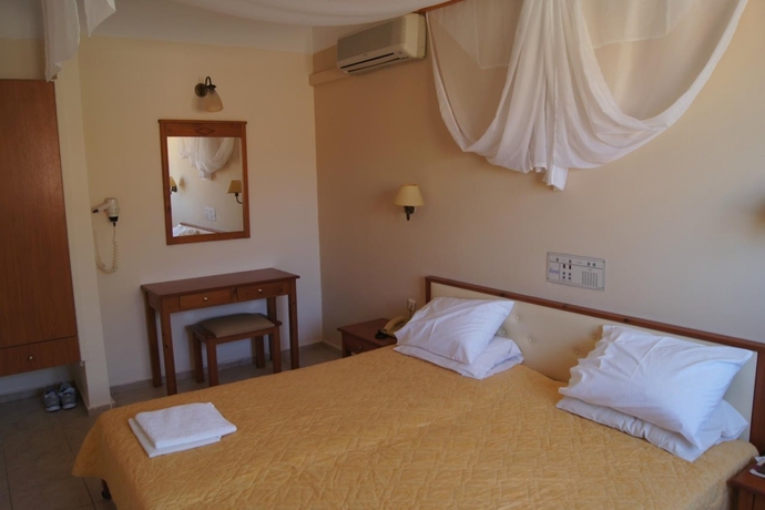 Imagen general del Apartamentos Galeana Mare. Foto 15