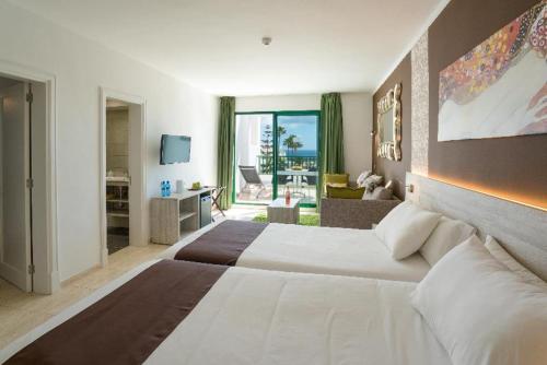 Imagen de la habitación del Apartamentos Gale&oacute;n Playa By Seasense Hotels. Foto 20