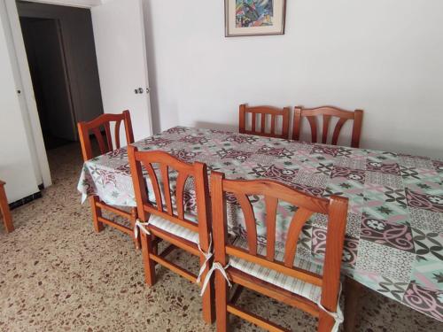 Imagen de la habitación del Apartamentos Gandia-Daimuz 3000. Foto 15