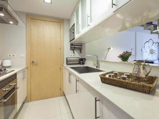 Imagen general del Apartamentos Garden & Pool In Putxet. Foto 2