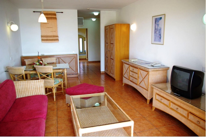 Imagen de los interiores del Apartamentos Garden & Sea Boutique Lodging by LIVVO. Foto 12