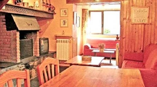 Imagen de los interiores del Apartamentos Garos Vila. Foto 8