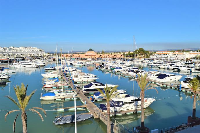 Imagen de los exteriores del Apartamentos Garvetur Marina Plaza. Foto 18