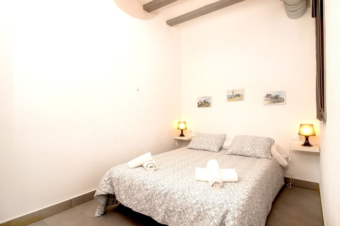 Imagen de la habitación del Apartamentos Gaudi Barcelona. Foto 4