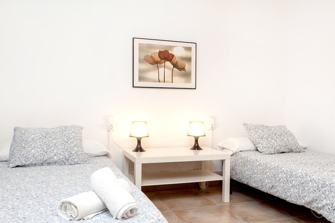 Imagen de la habitación del Apartamentos Gaudi Barcelona. Foto 17